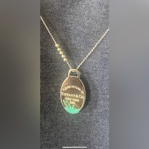 brand new tiffany and co necklace